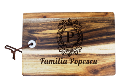 Tocator din lemn pentru branzeturi personalizat - Cu numele de familie