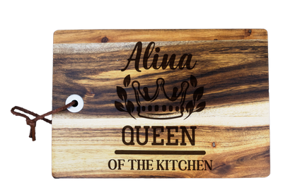 Tocator din lemn pentru branzeturi personalizat - Queen of the kitchen