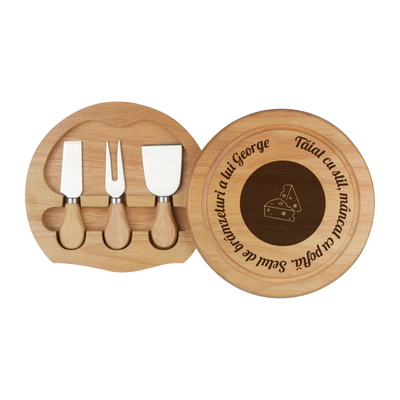 Set pentru branzeturi rotund personalizat cu mesaj Taiat cu stil